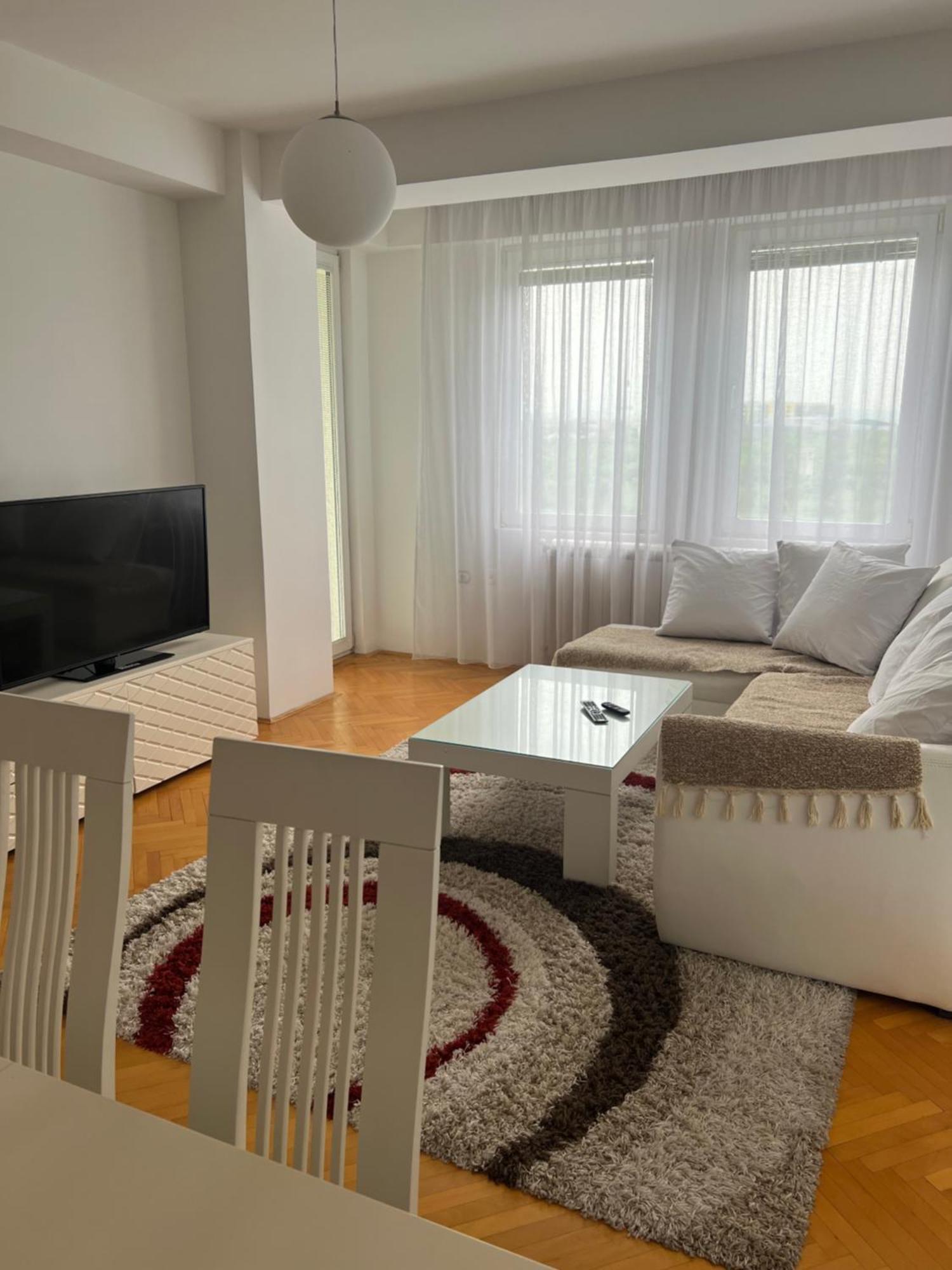 Karas Apartments 斯科普里 外观 照片
